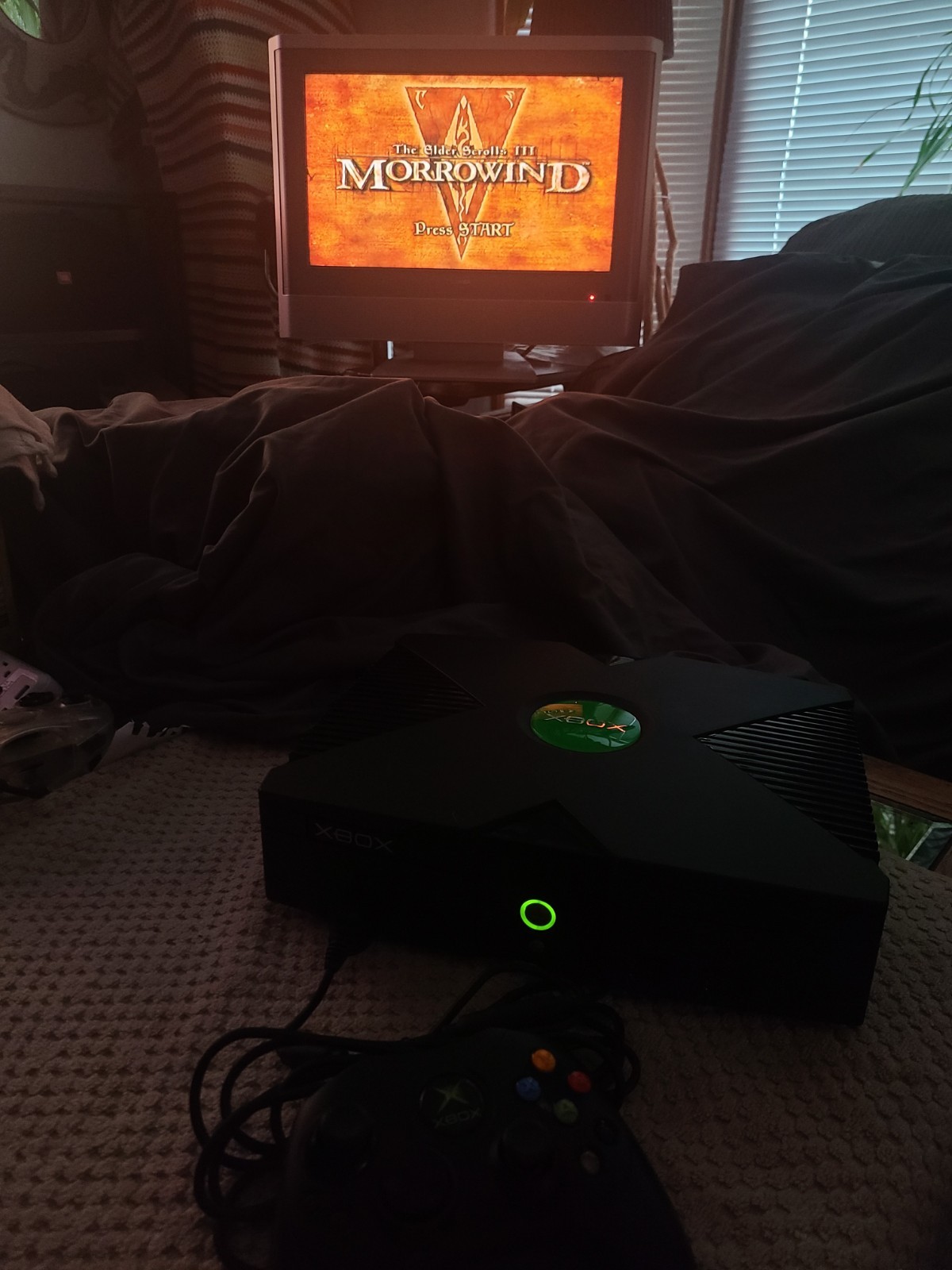 Original Microsoft Xbox With Extras In Mint Condition. Cleaned And Tested!