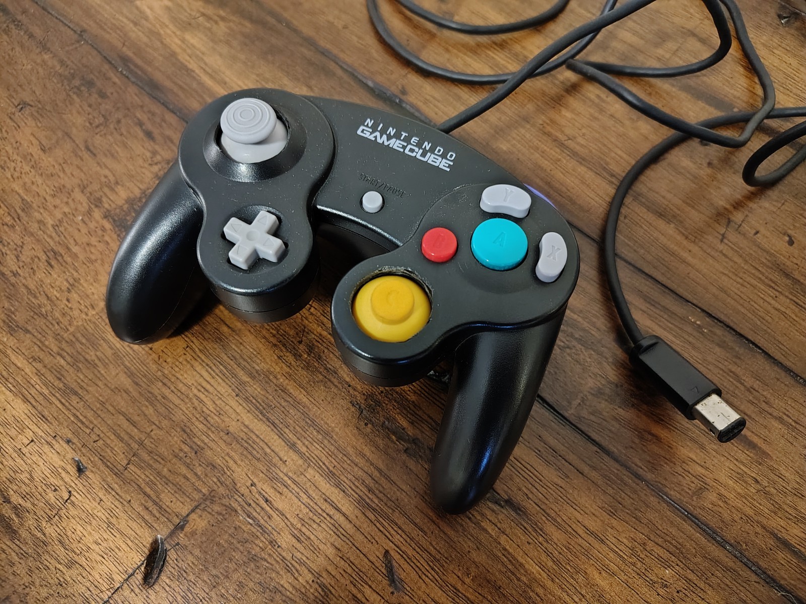 Nintendo GameCube Console Black With Splinter Cell Game And Memory Card