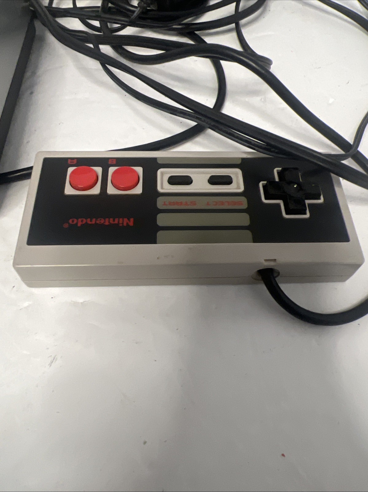 Retro-Bit Entertainment System – Silver & Black Console Controller And Joystick