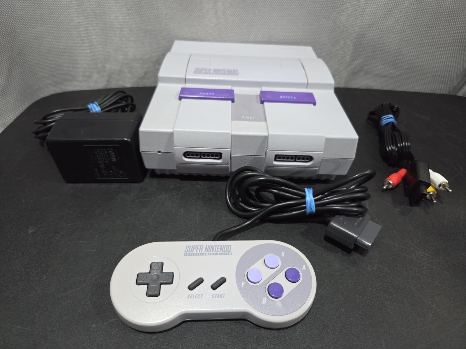 Nintendo Super Nintendo Entertainment System SNES Console Gaming System SNS-001