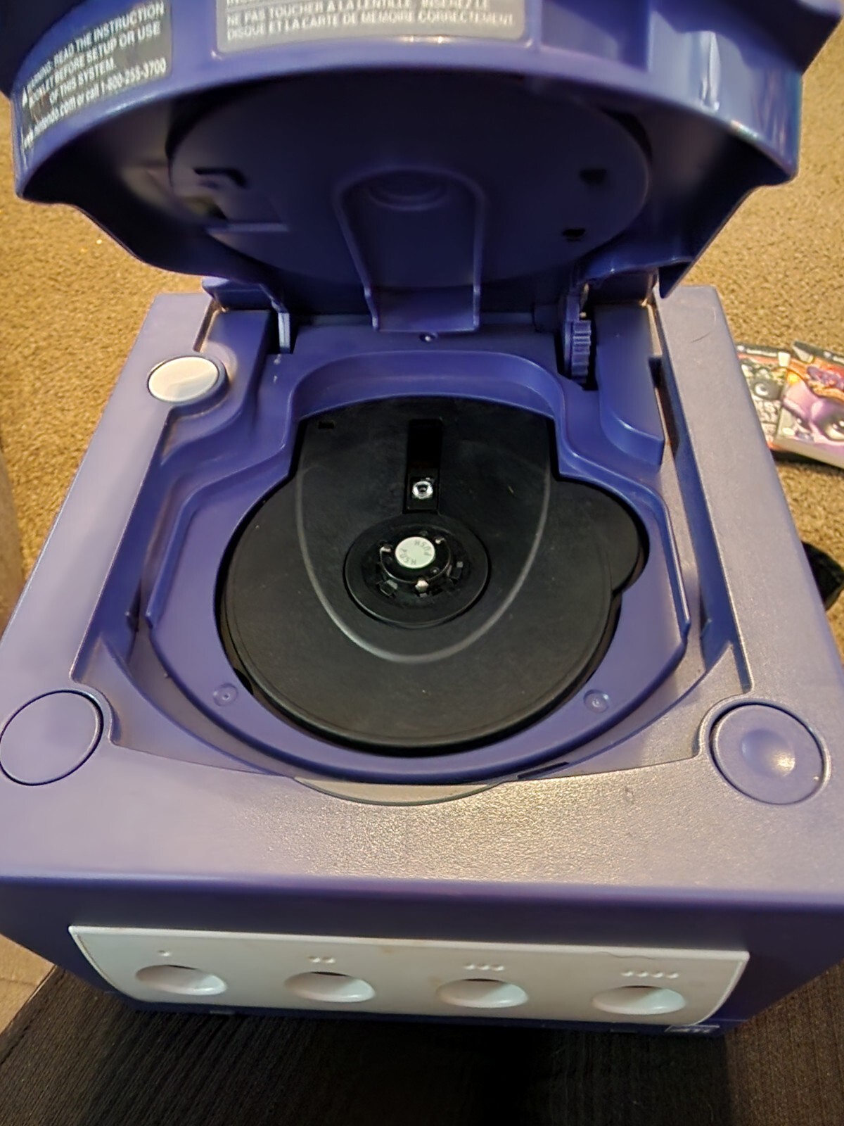 gamecube bundle 4 Remotes 3 Games