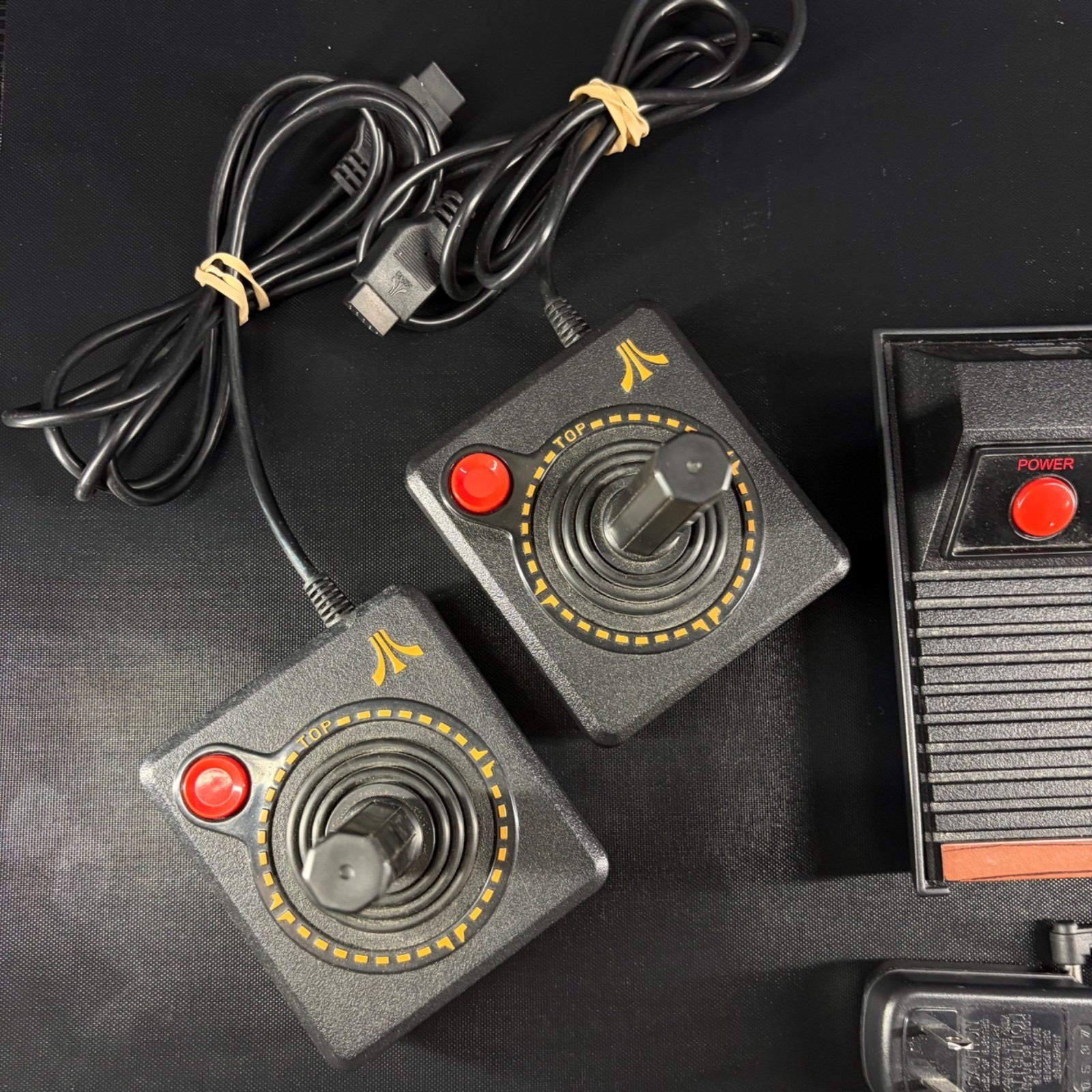 Atari Flashback 2 Classic Console With 2 Joysticks AV Cables Power Adapter