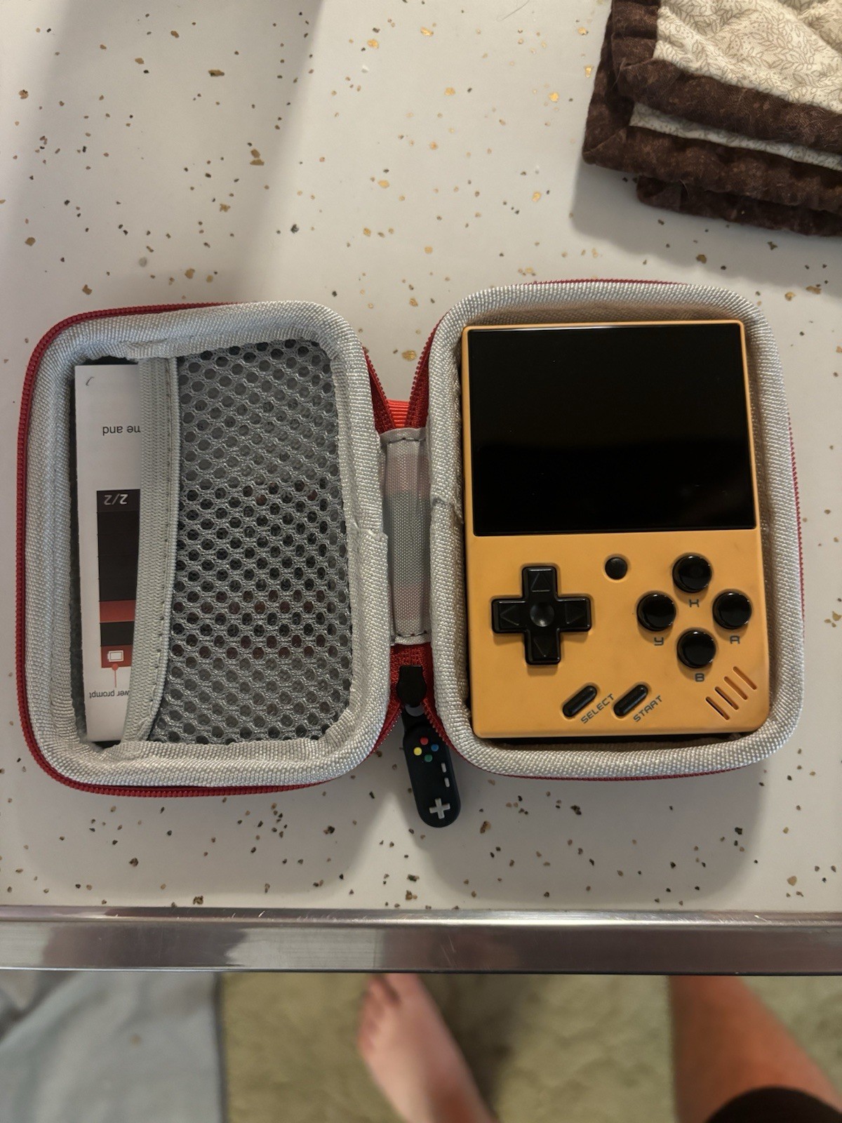 MIYOO Miyoo Mini V4 Yellow Handheld System Region Free