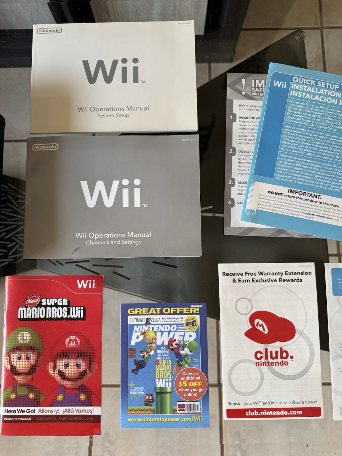 Nintendo Wii Black RVL-101 Console Bundle New Super Mario Bros Galaxy CD