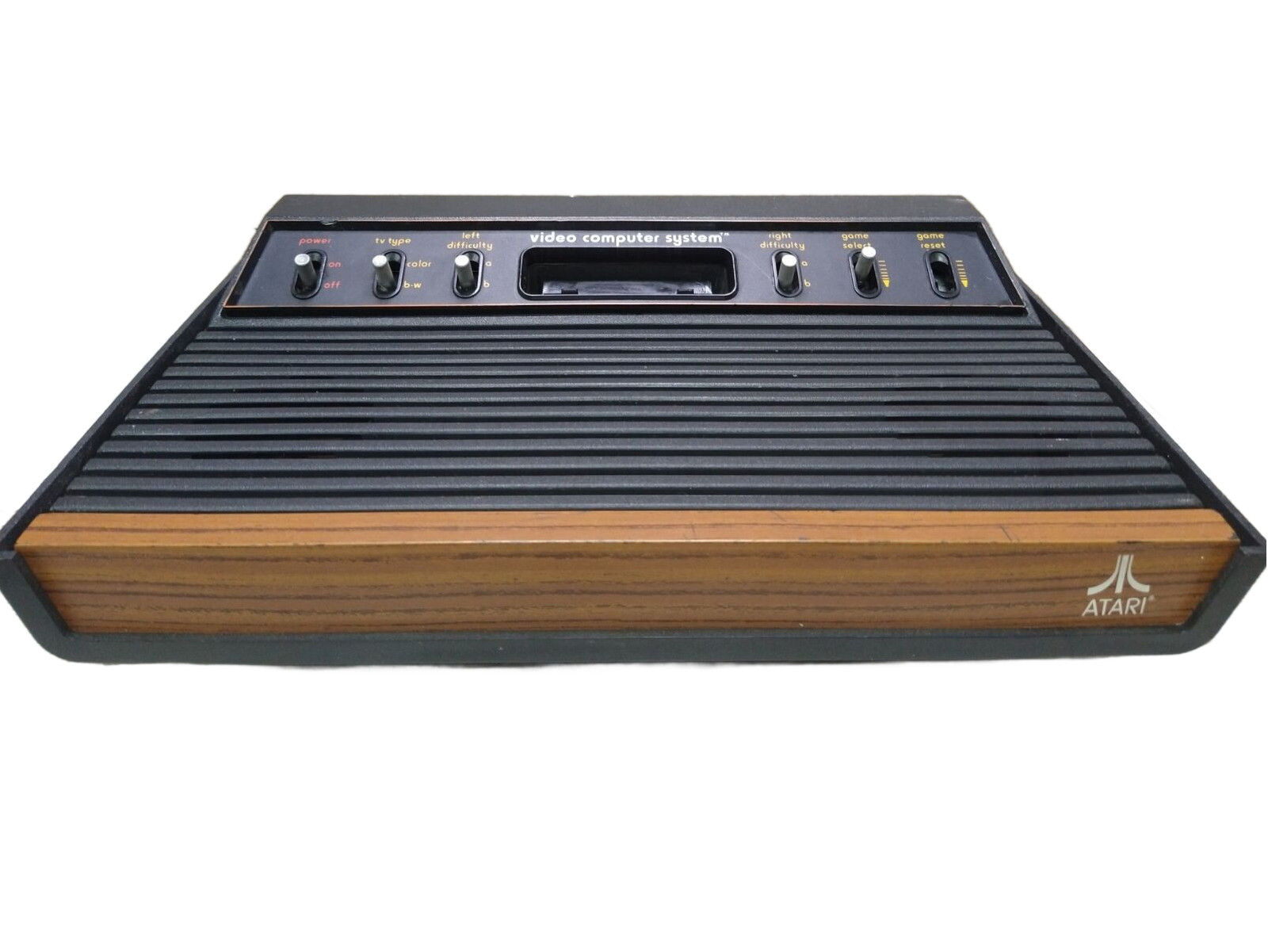 VINTAGE ATARI 2600 SEARS TELEGAMES GAME SYSTEM PARTS OR REPAIR
