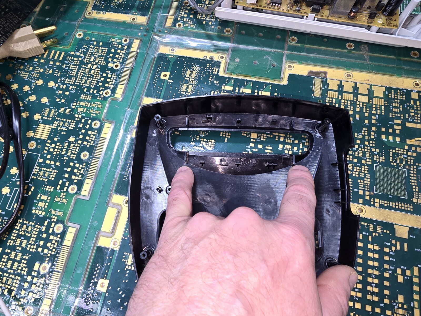 Sega Genesis Model 3 MK-1461 EMPTY Top Cover Plastic Black ONLY-Intact-OK-READ
