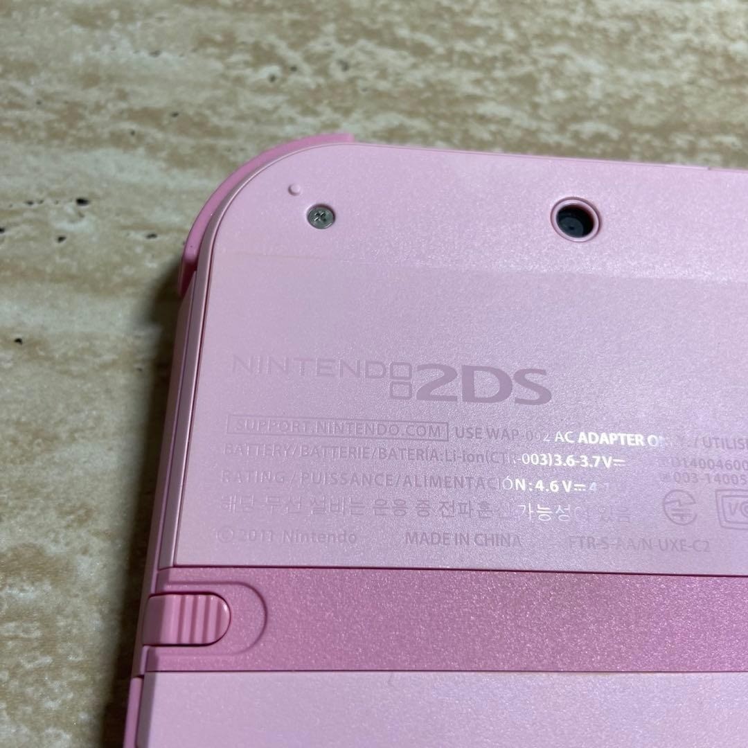Nintendo 2DS Pink Console Complete Set 6831