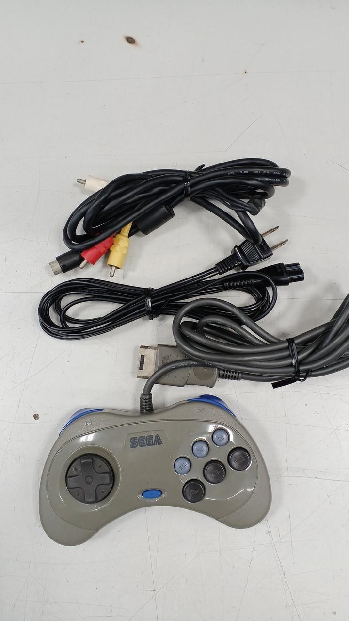 Sega Saturn Model HST 3210 SEGA