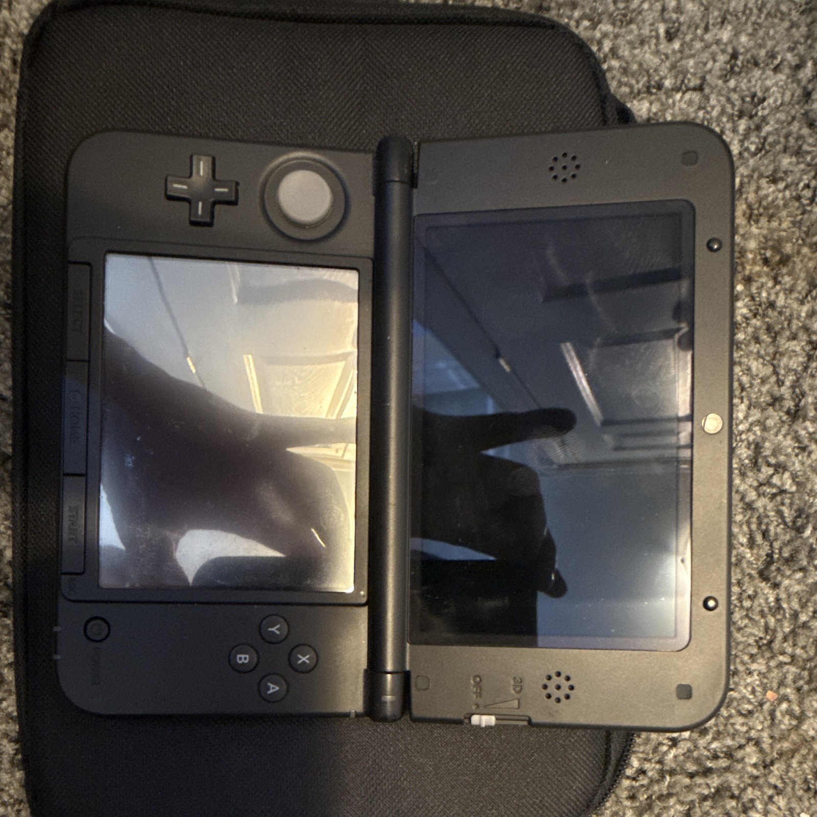 Nintendo 3DS XL Red/Black 3D Capable Console Bundle w/ 6 Games + Case