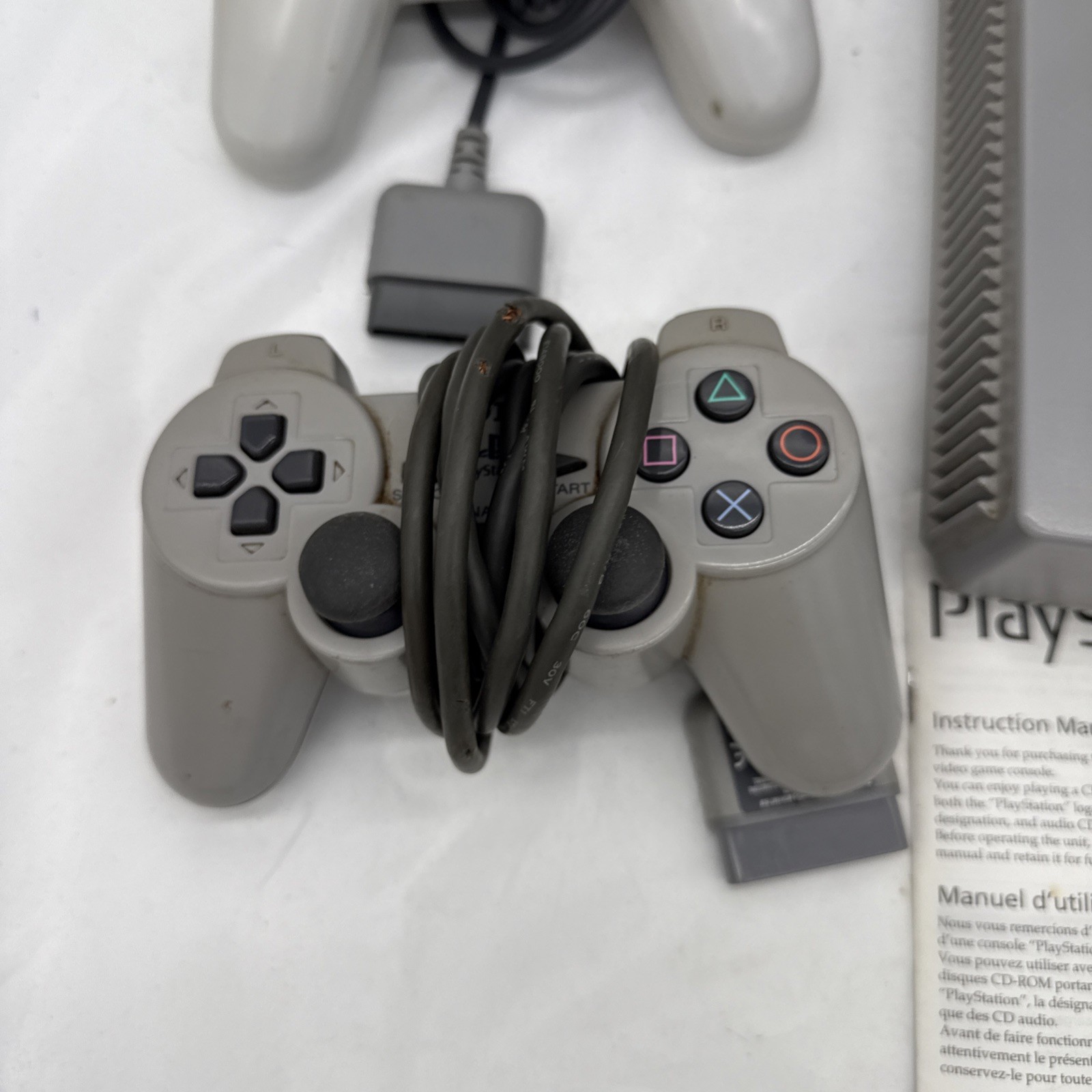 Sony PlayStation 1 Video Game Console – With controller – Box Included – Gray