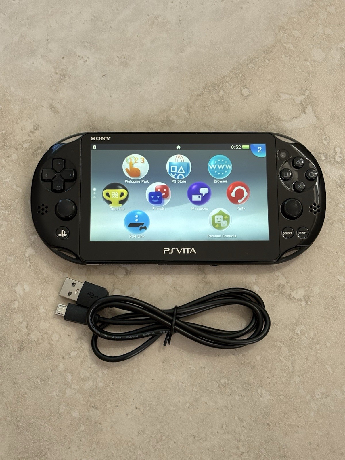Sony PS Vita 2000 Slim PCH-2000 – Black + Charger USA Seller