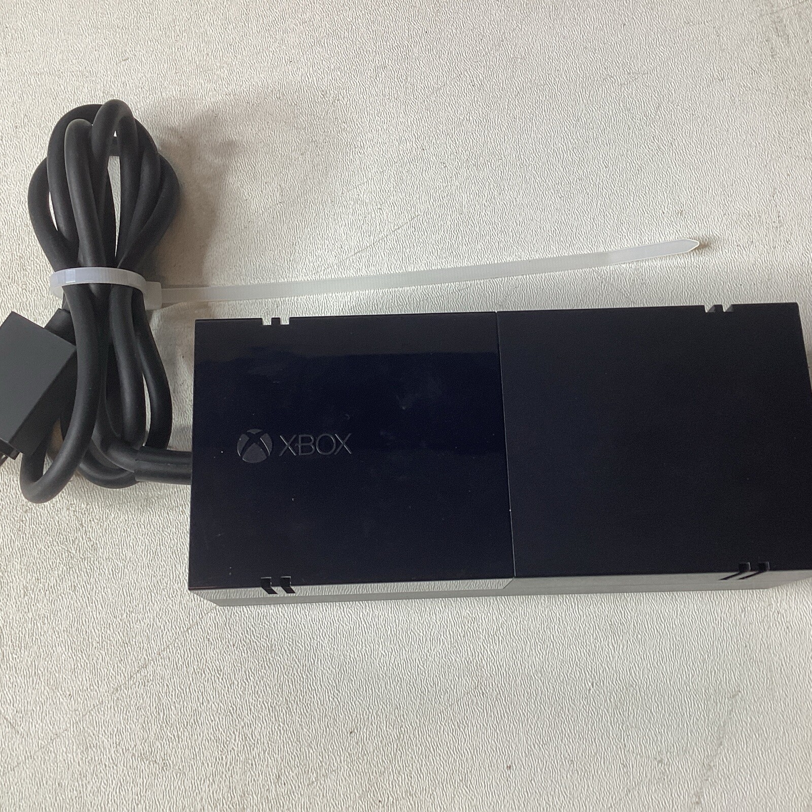 Microsoft Xbox One 1540 | 1TB HDD | Console Only