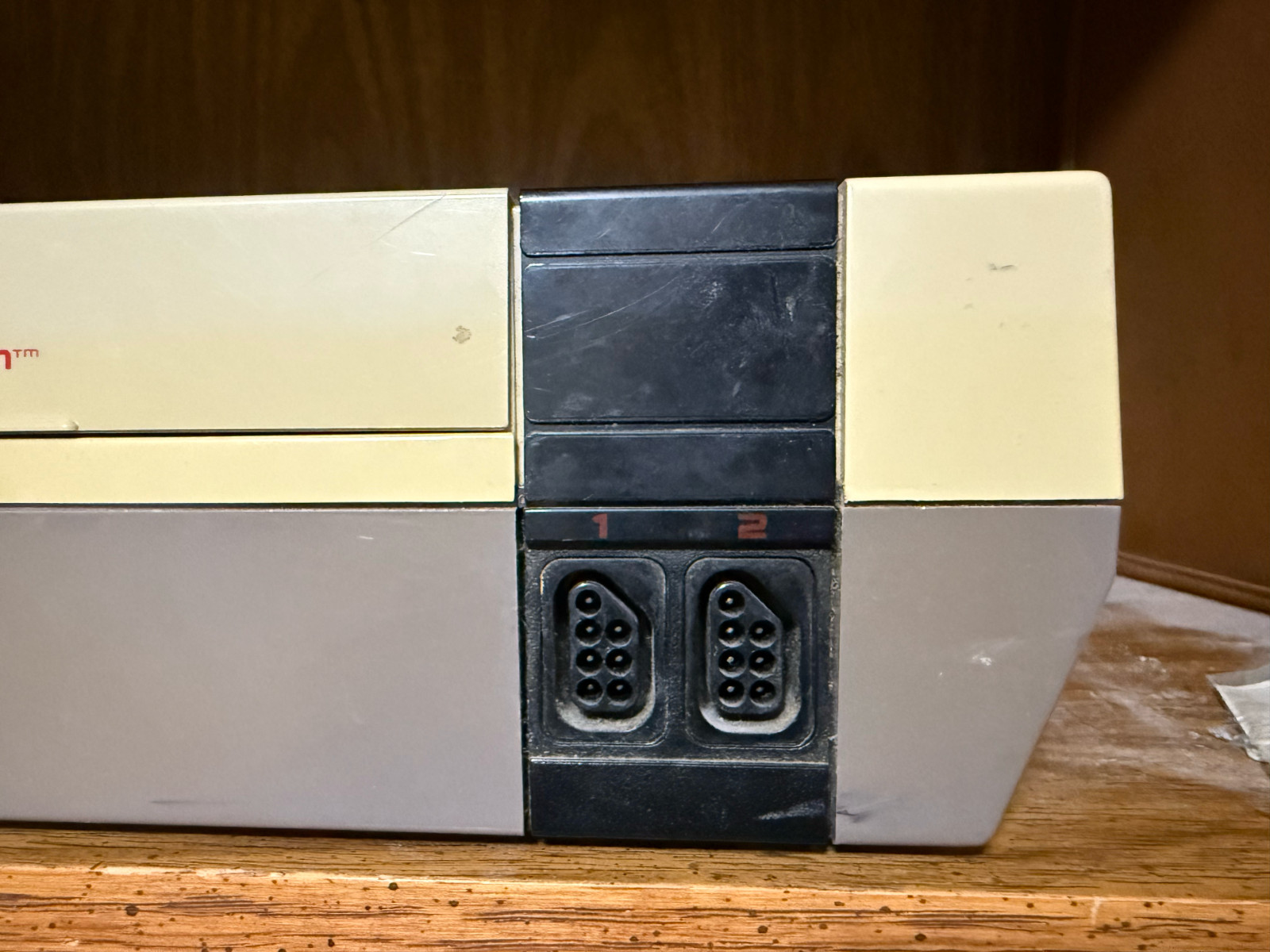 Nintendo Entertainment System (NES) with 22 Games + Zapper Light Gun Bundle