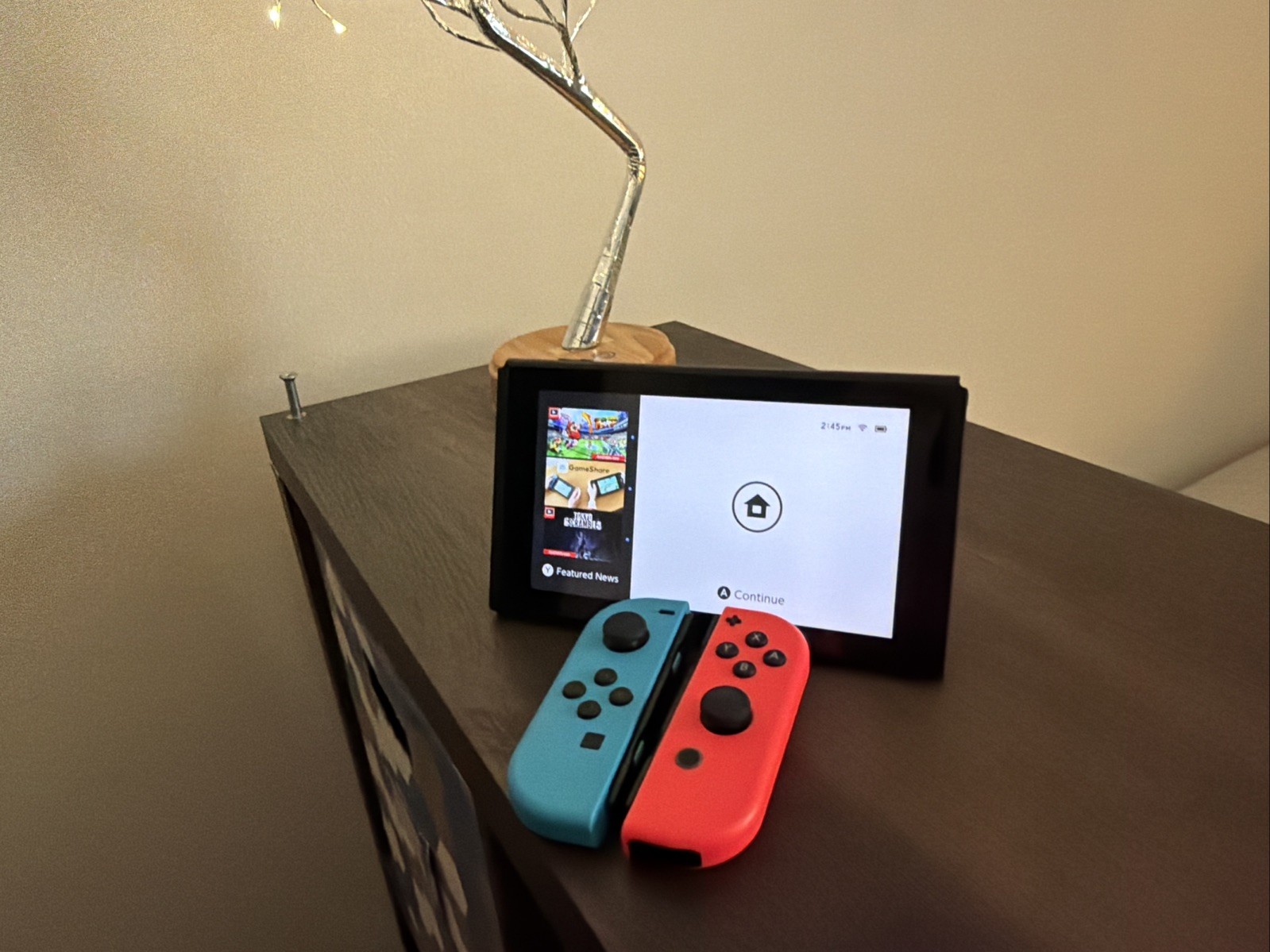 Nintendo Switch 32GB Handheld Console – Neon Red/Neon Blue