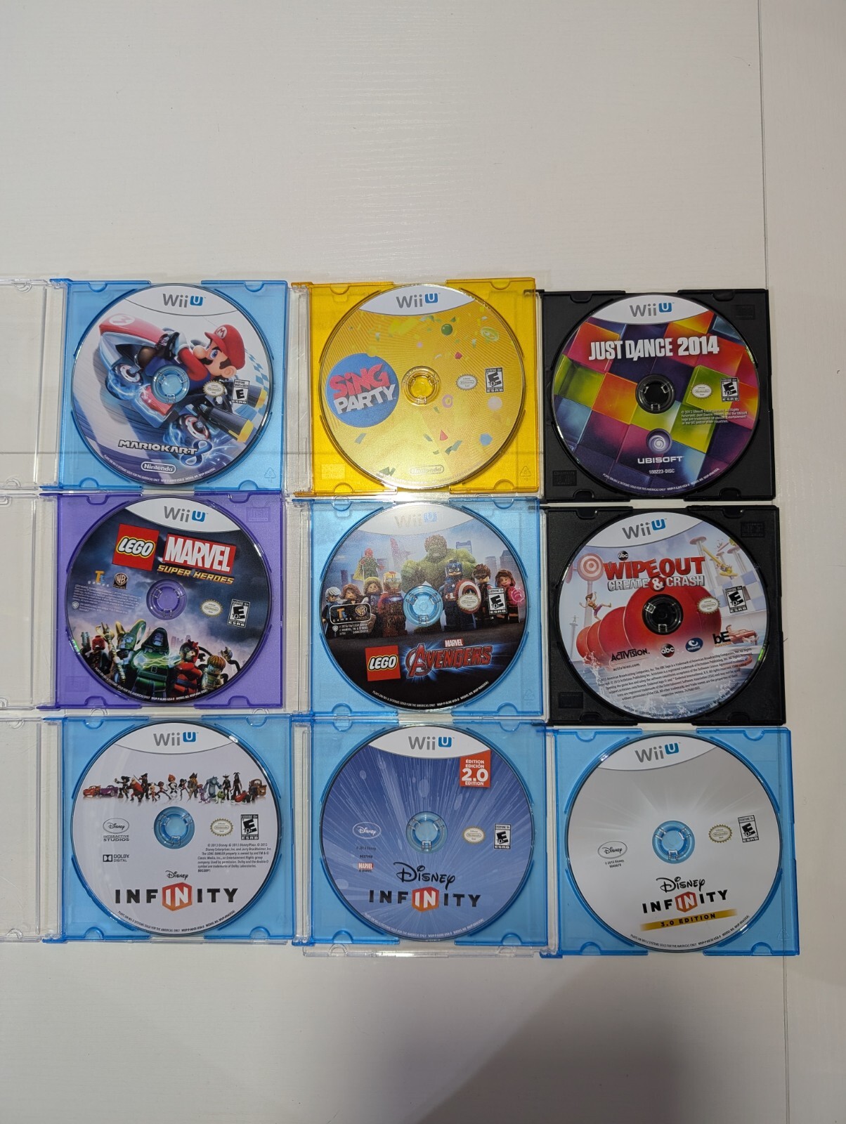 Nintendo Wii U 32GB Black Deluxe Console WUP-101(02) with Gamepad and 10 Games
