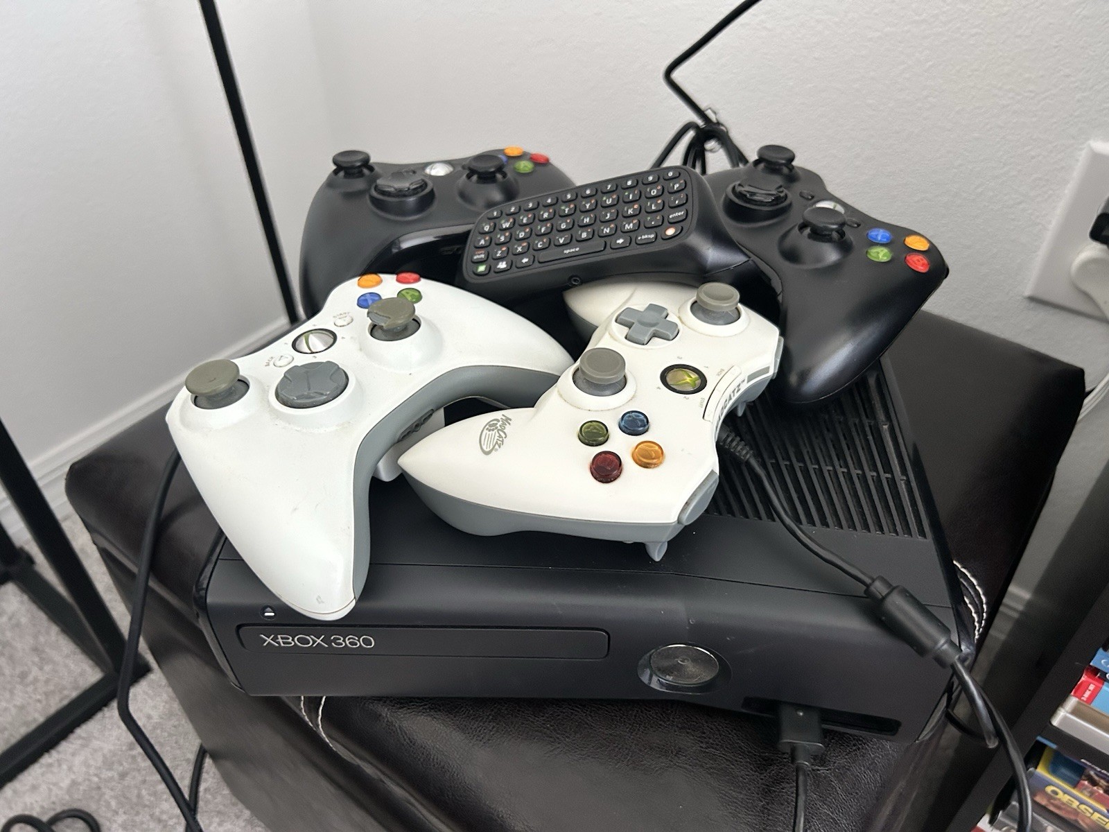 Xbox 360, 3 Wireless &1 Wired Controllers, Cables Included, 7 Games Included