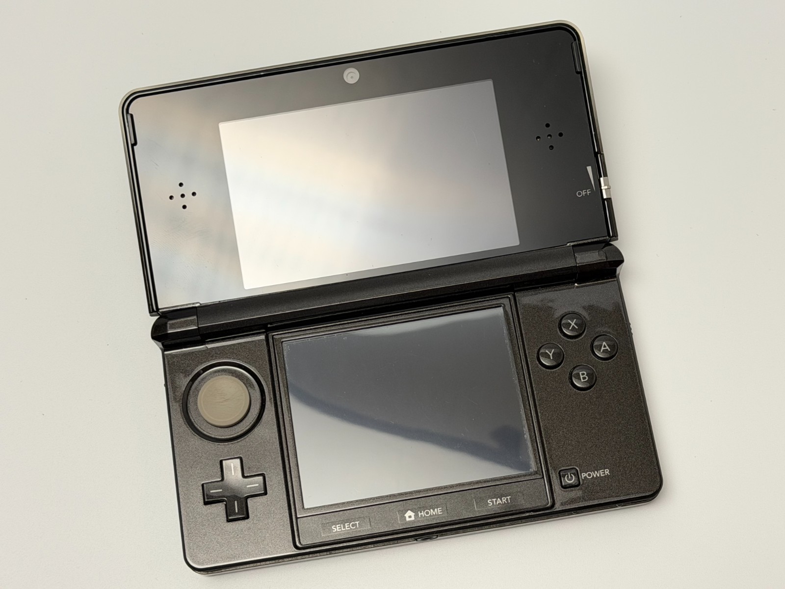 Ambassador Nintendo 3DS Cosmo Black Handheld System Bundle w/Zelda