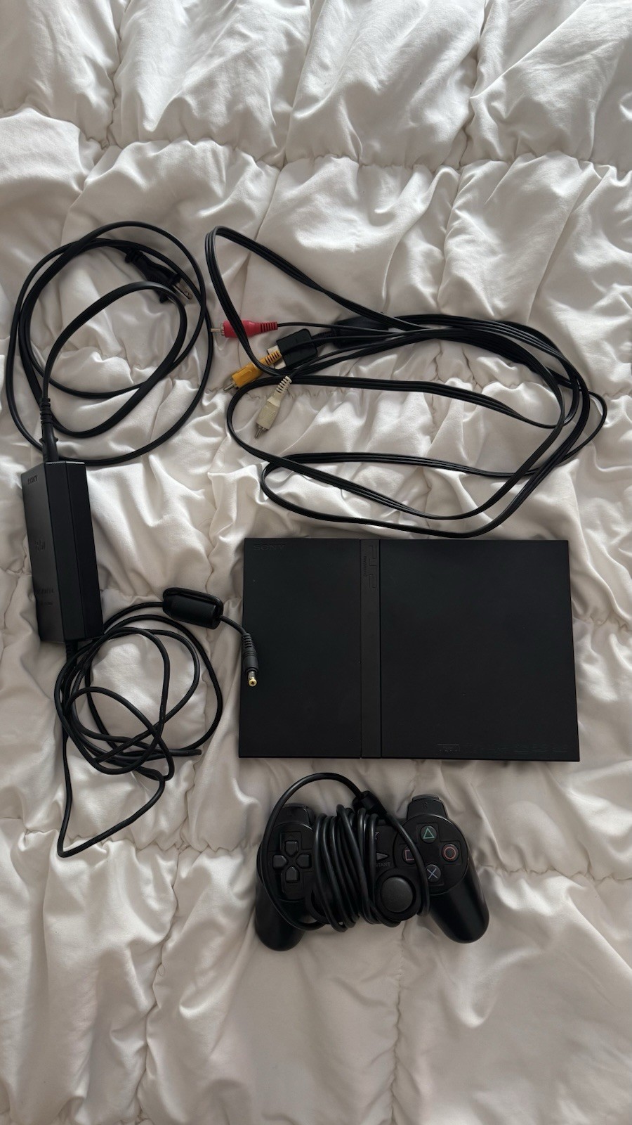 Sony PlayStation 2 Slim Console w/ Controller and Cables READ DESCRIPTION