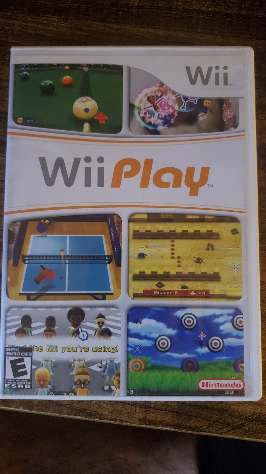 Nintendo Wii with Wii Play included, All cables and Wii Remote with Nunchuk