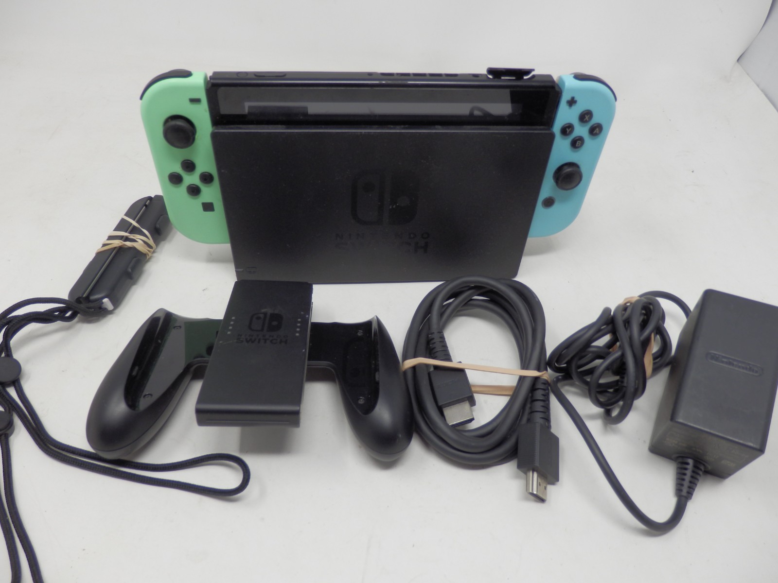Nintendo Switch HAC-001 Animal Crossing: New Horizon Special Edition Working