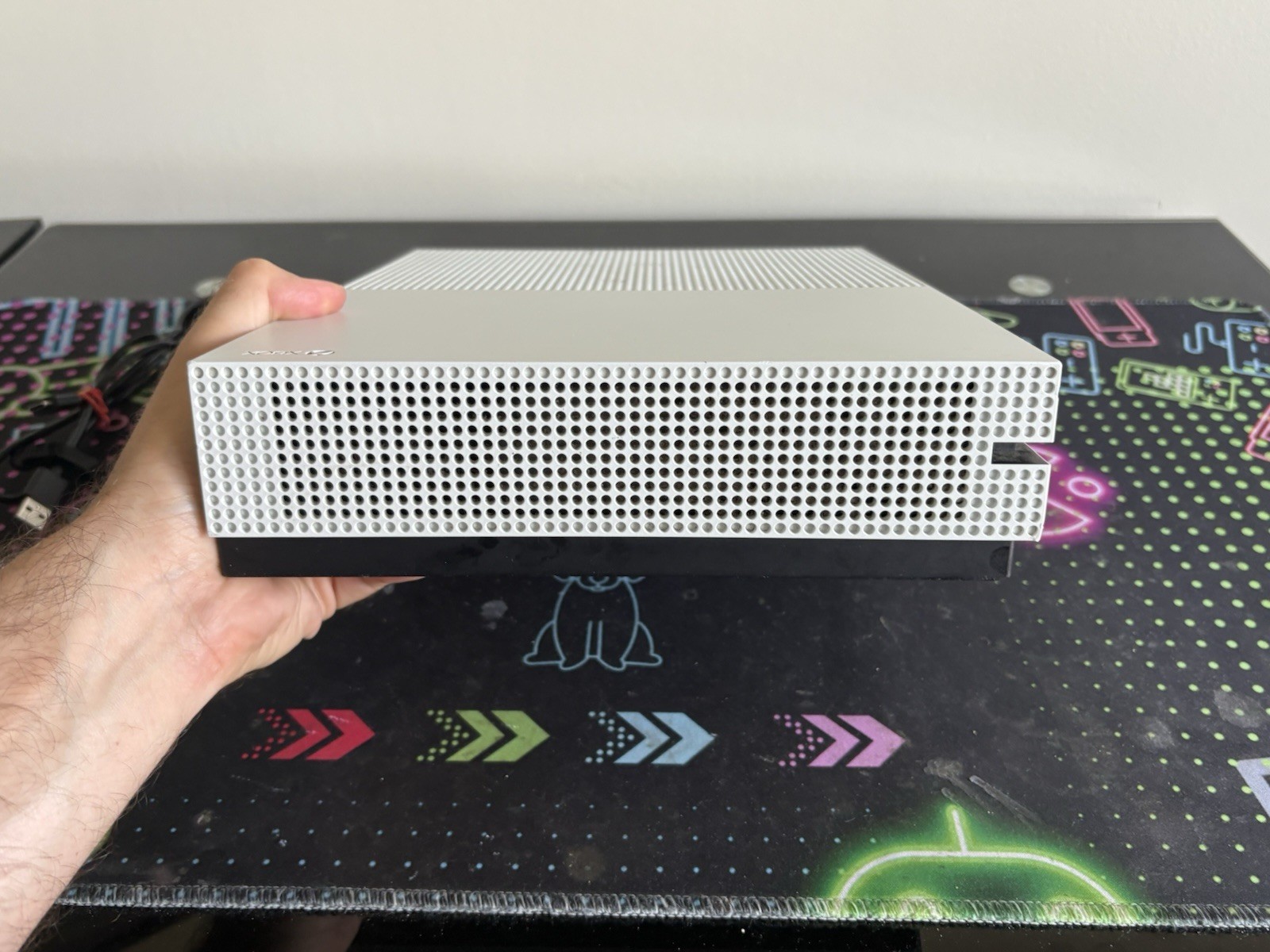 Microsoft Xbox One S 500GB White Clean With Controller