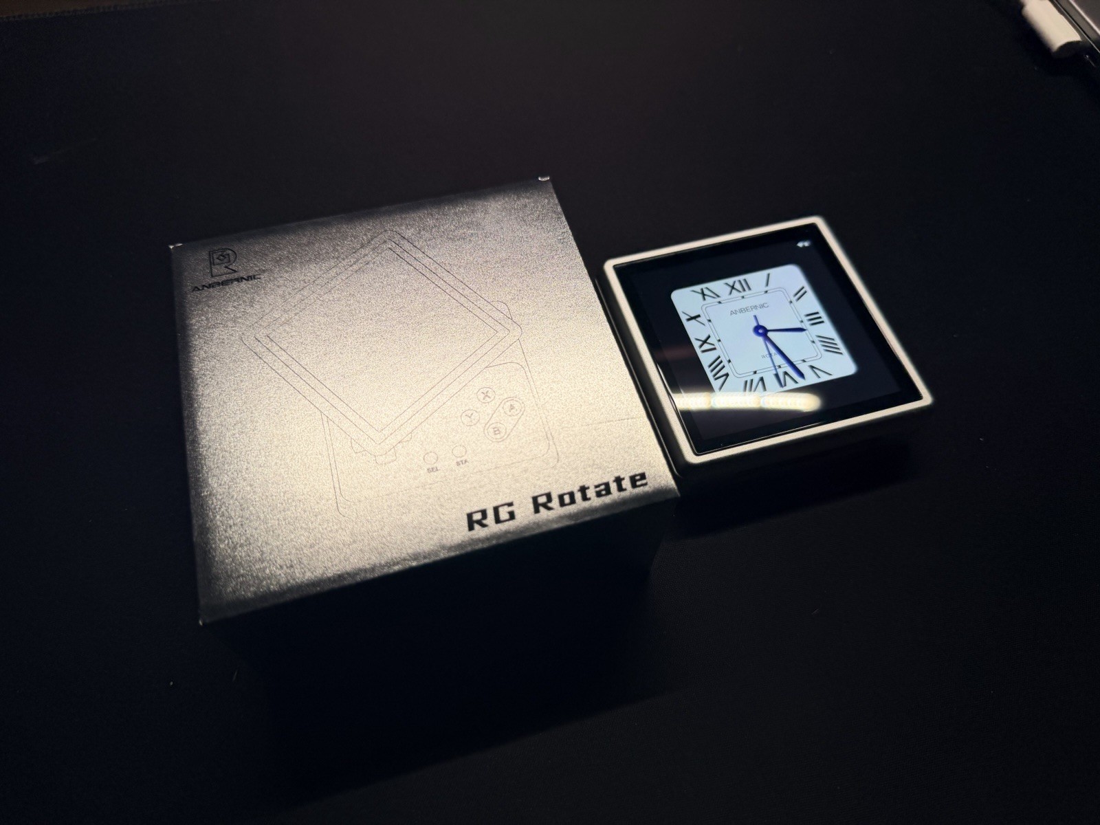 Anbernic RG Rotate Gaming Handheld (3GB/32GB)