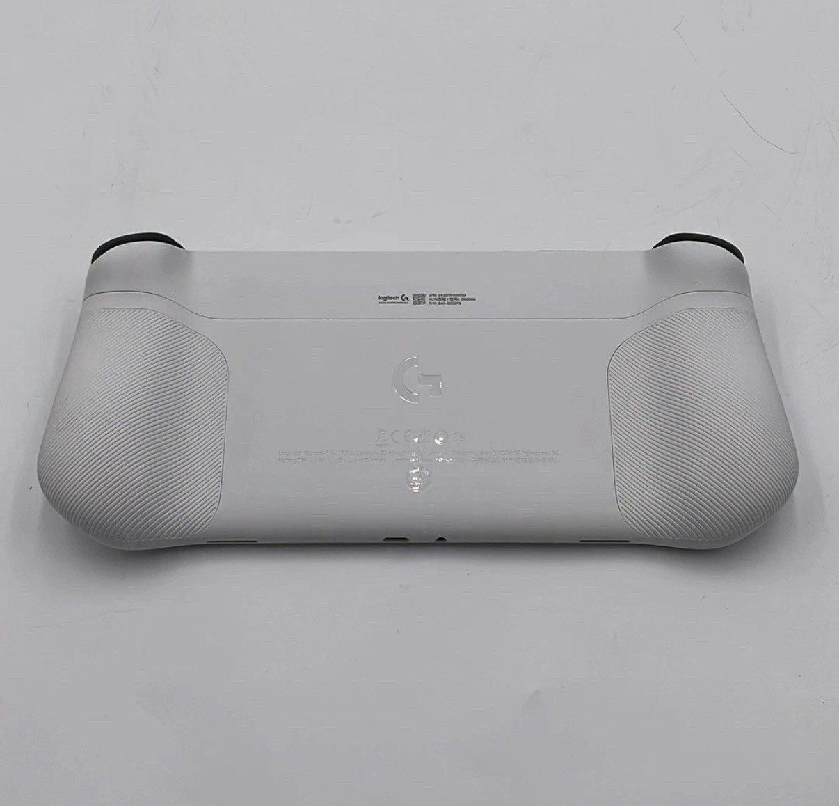 Logitech G Cloud 7-Inch Handheld Portable Gaming Console – AS IS Parts Only