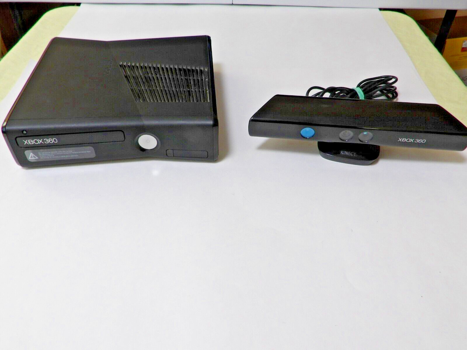 Xbox 360 S Console w/ Cords, Kinect, Controllers, 12 Games READ DESC!