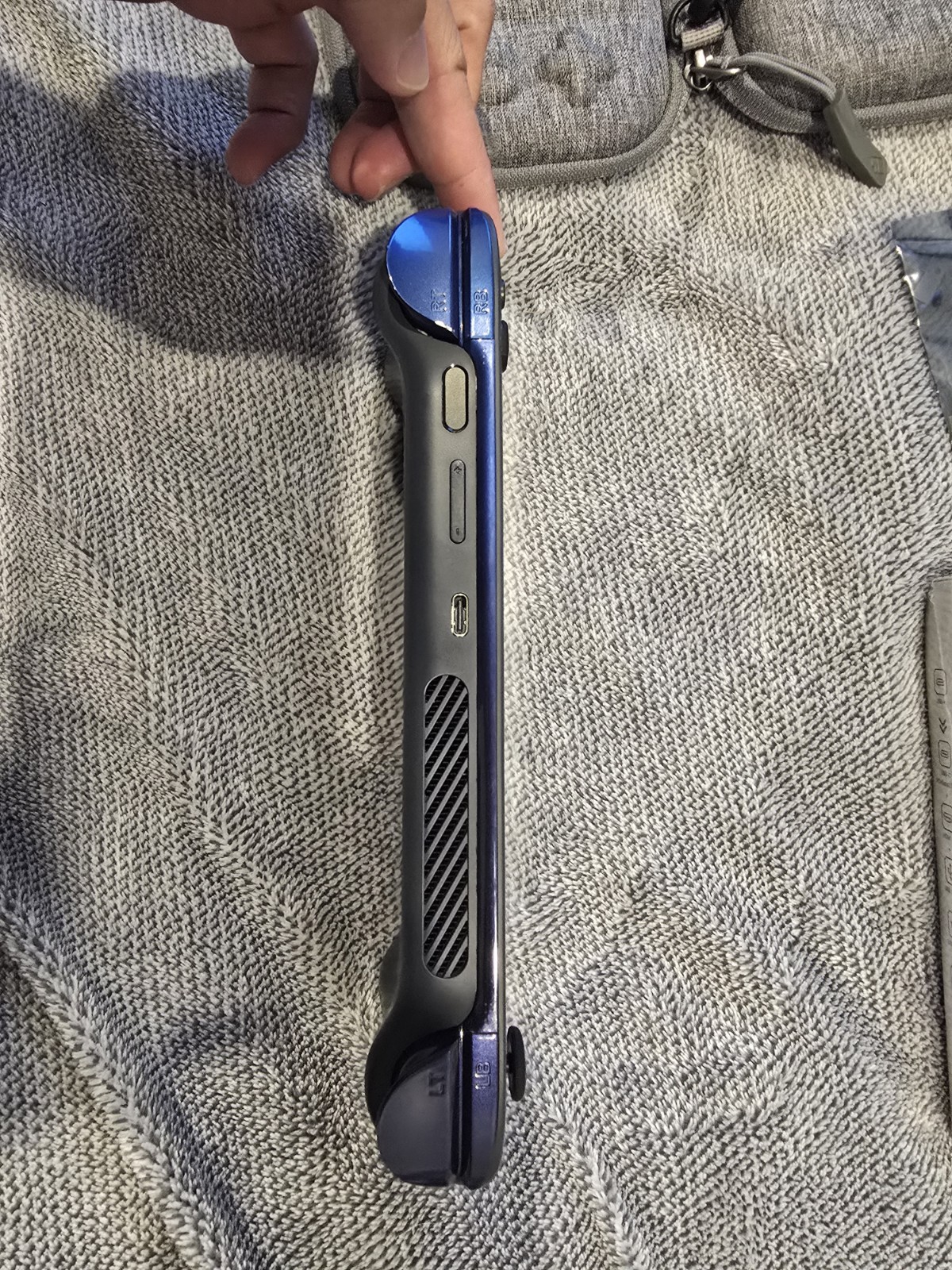 Aya Neo Air Pro 512gb with accessories
