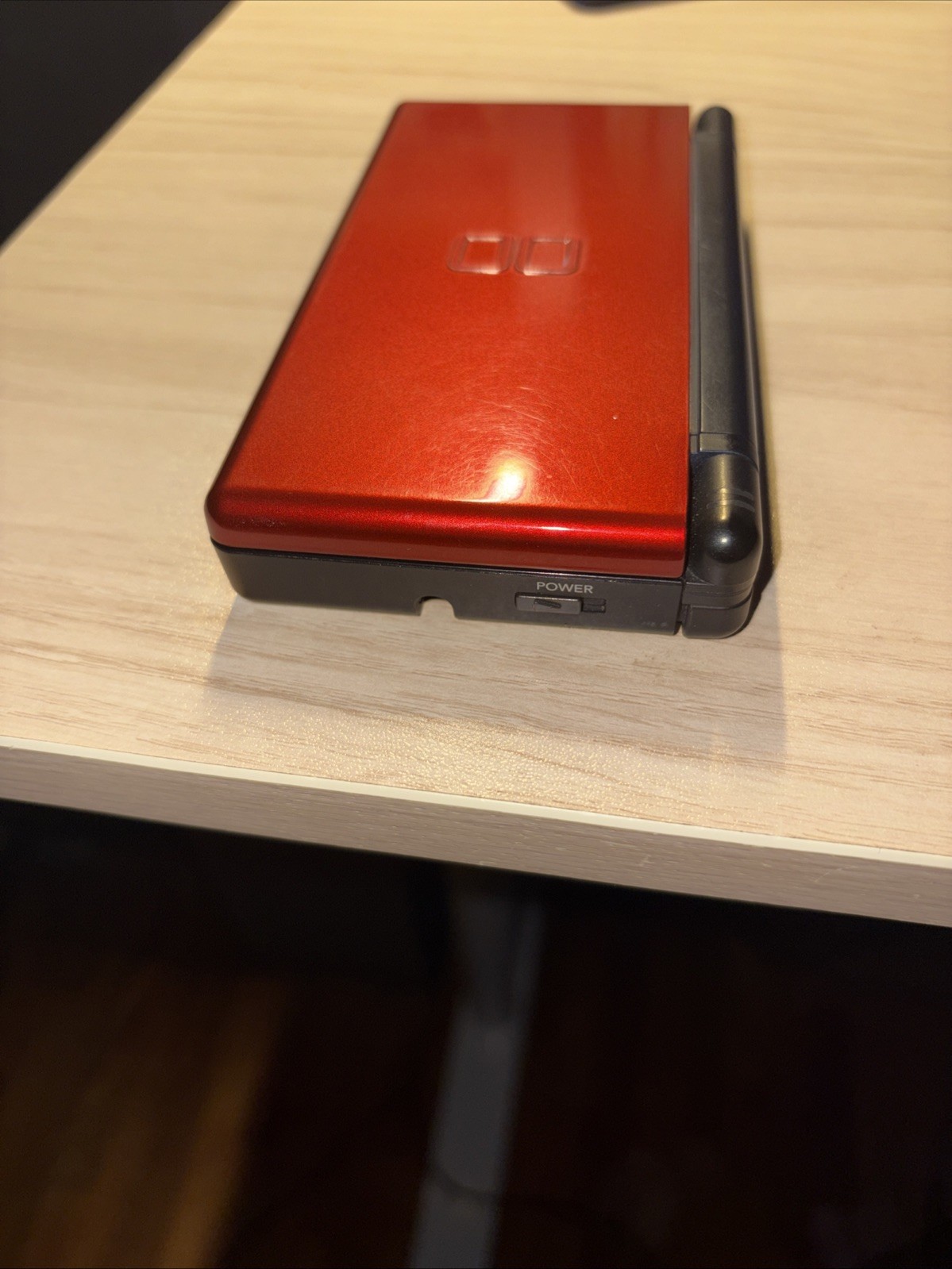 Nintendo DS Lite – Crimson Red READ DESCRIPTION