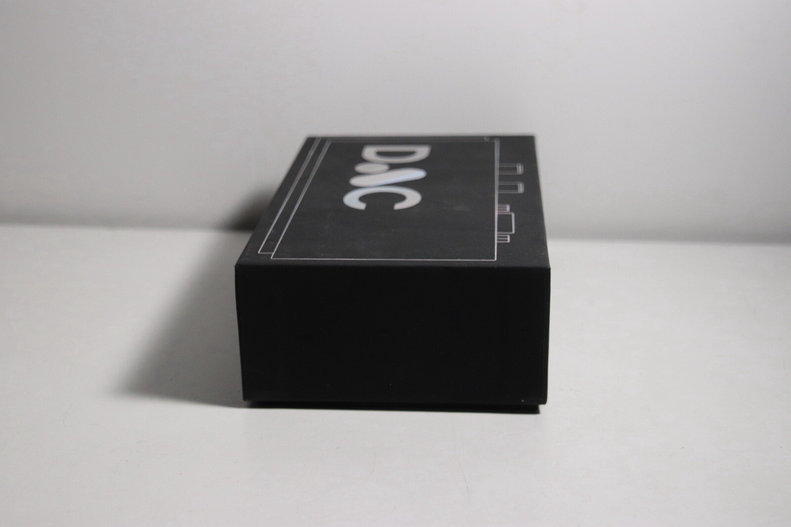 Analogue DAC AV Accessory for Super NT & Mega SG CRT Hookup – New Open Box