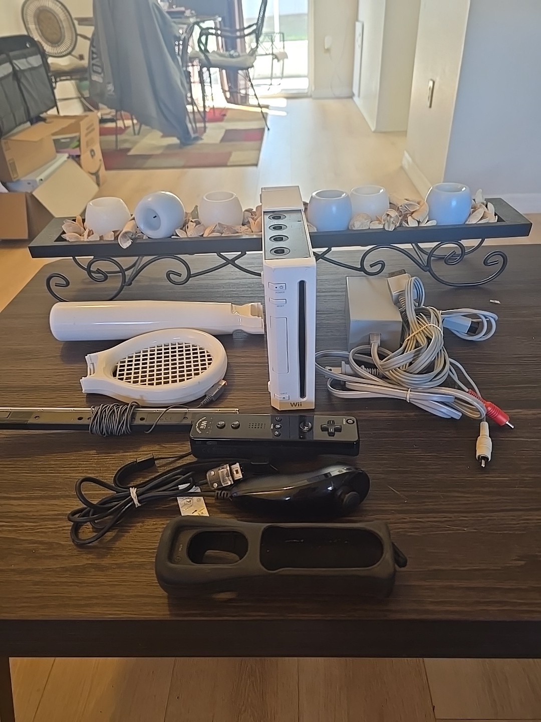 Nintendo Wii White RVL-001 Console Bundle & WII Play