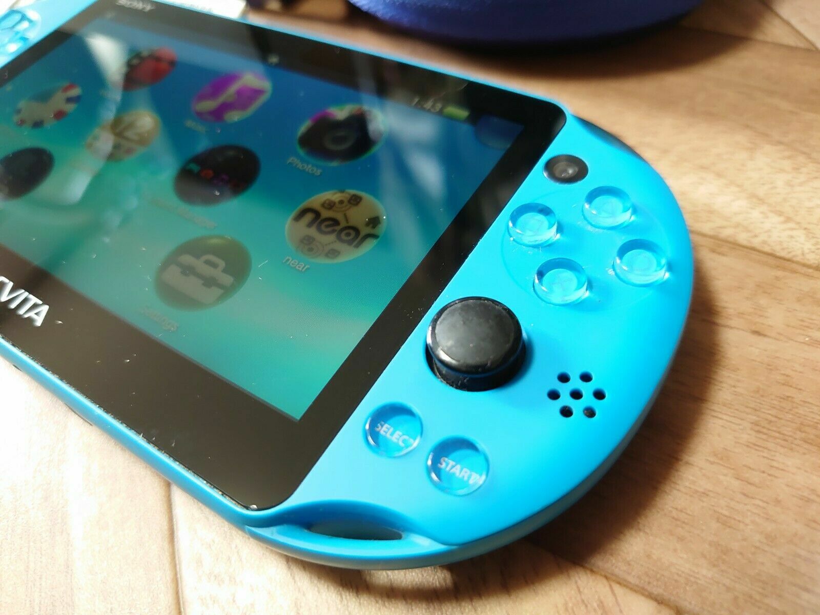 PCH-2000 ZA23 AQUA BLUE JAPANESE SONY VITA SLIM WITH POUCH ,USB, BOX