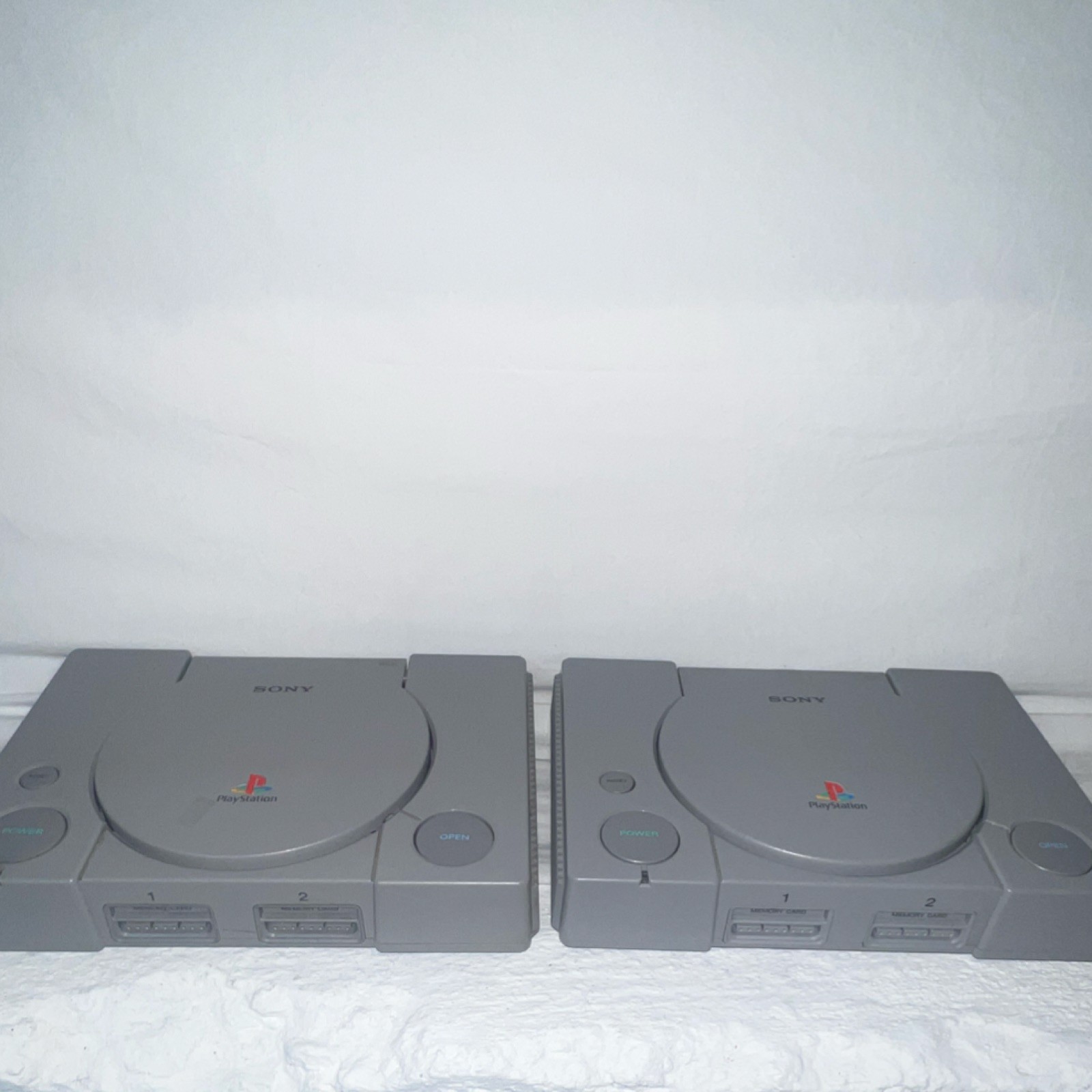 Sony PlayStation 1 PS1 Consoles 2 SCPH-7501/9001 Both Power on See Desc
