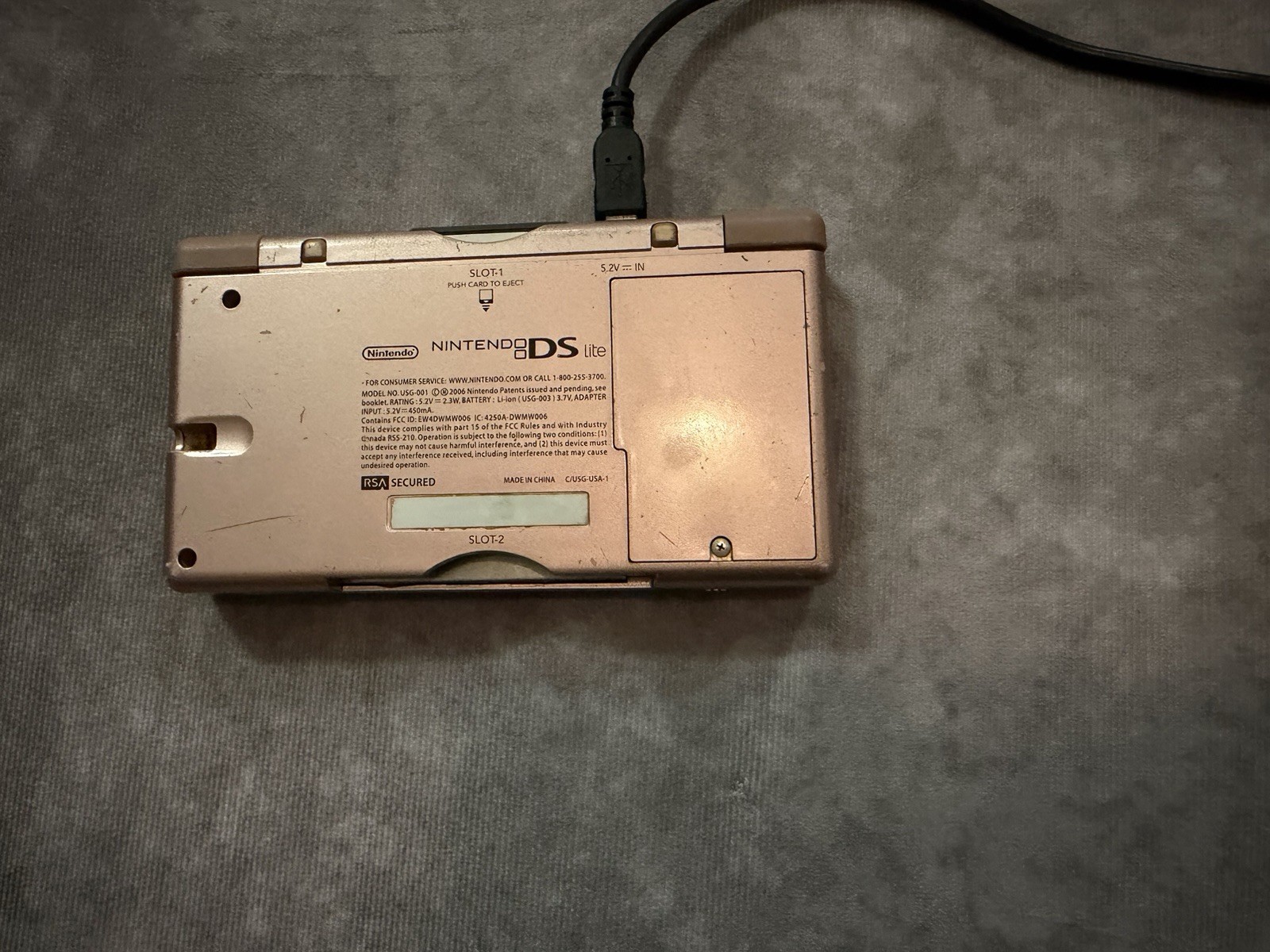 Nintendo DS Lite Model No: USG-001, Charging Cable, Includes Sonic Rush Game