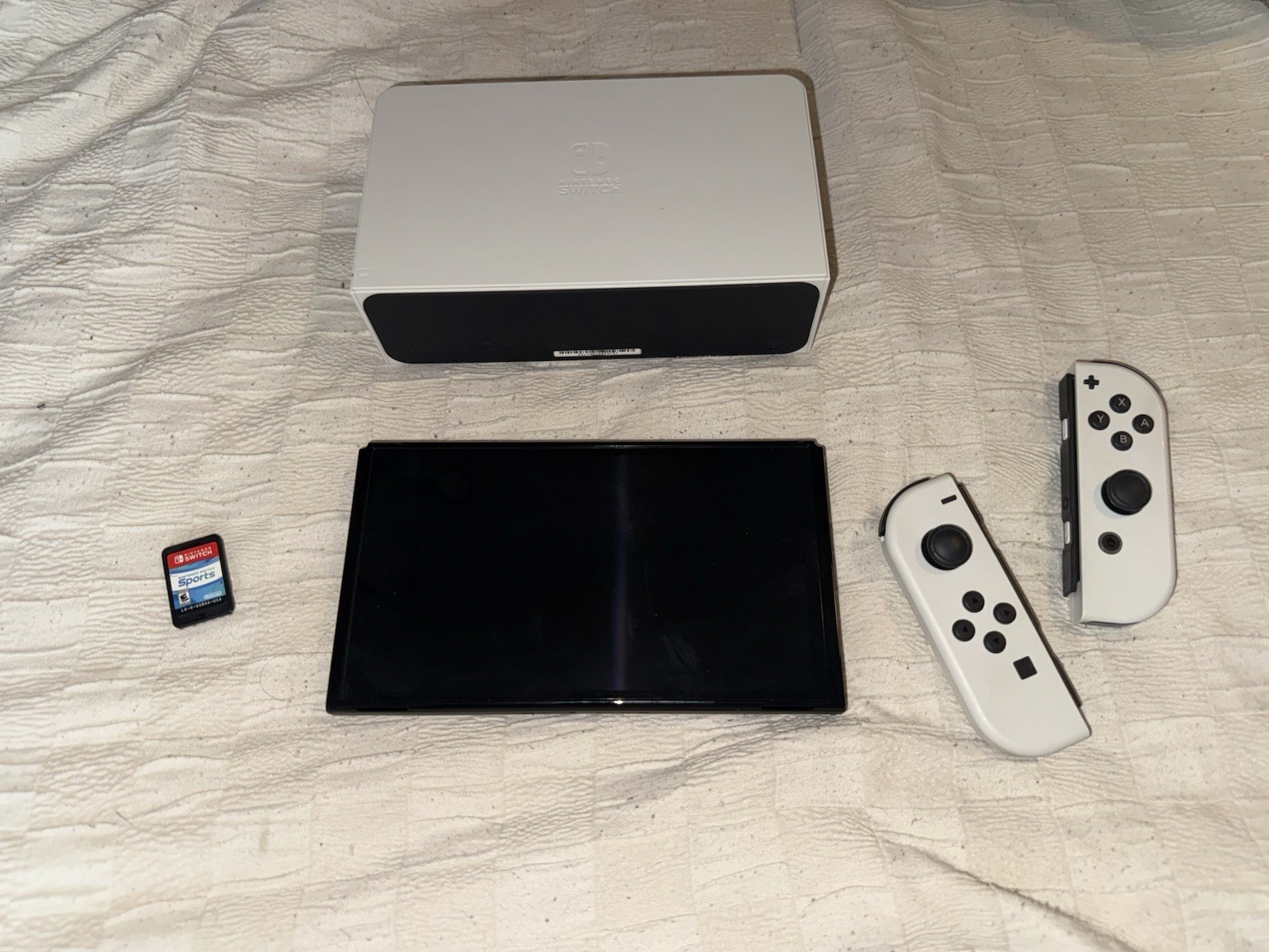 Nintendo Switch OLED Model – 64GB/White (HEGSKAAAA)