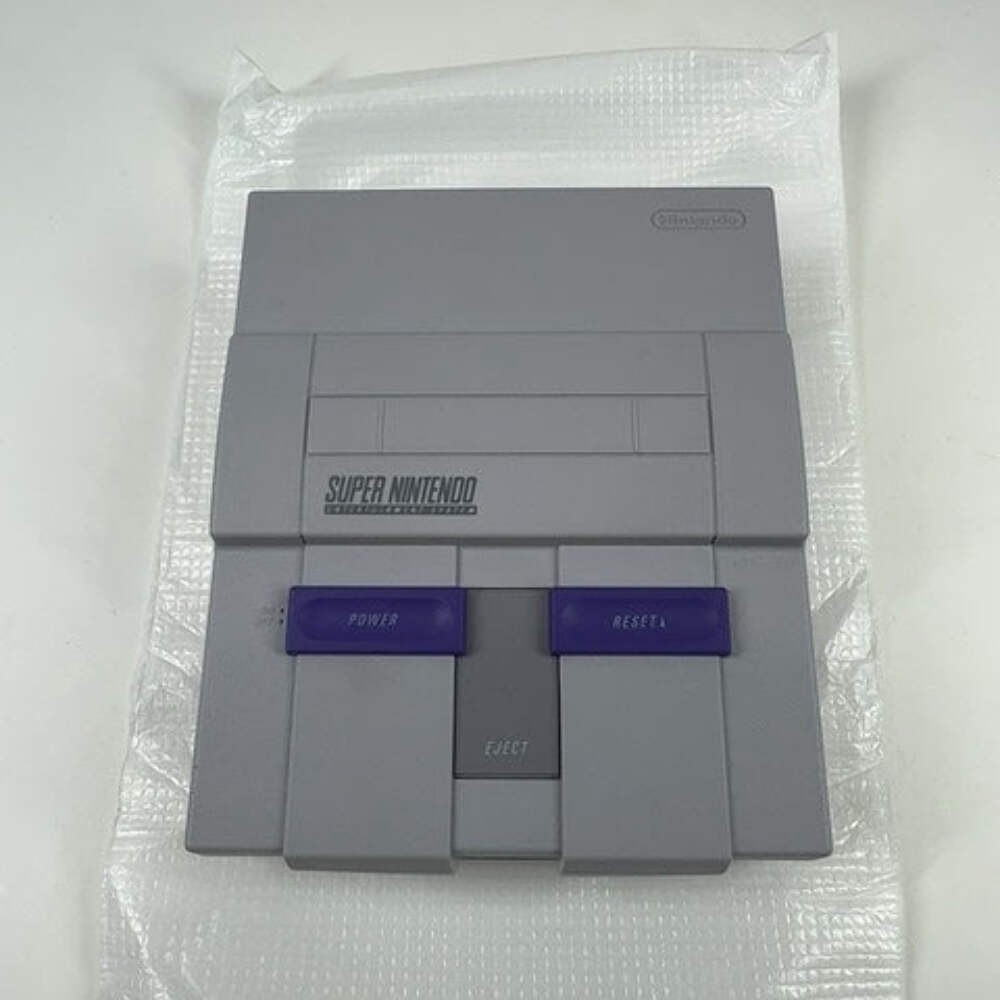 Super Nintendo NES Classic Edition Console Gaming System CLV-001 Gray