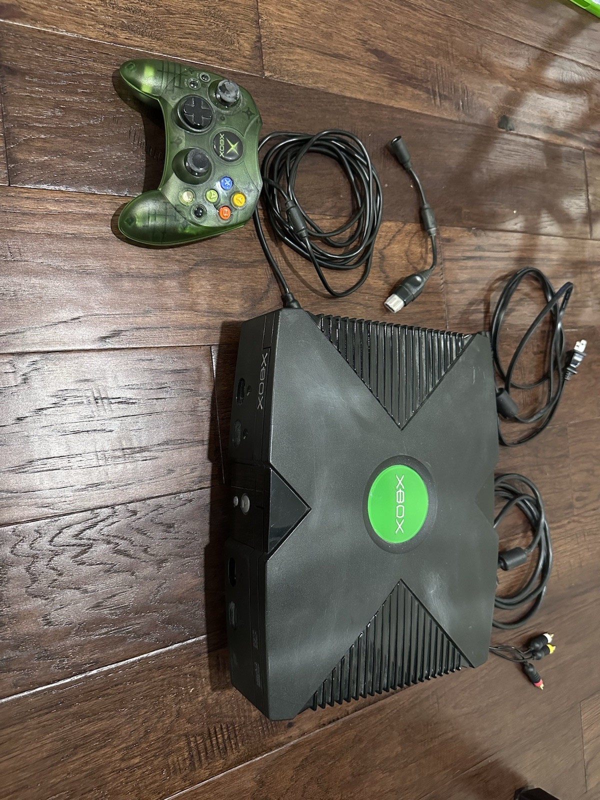 Microsoft Xbox Original Console Black/Green NTSC-U/C 2003 w Controller Cables