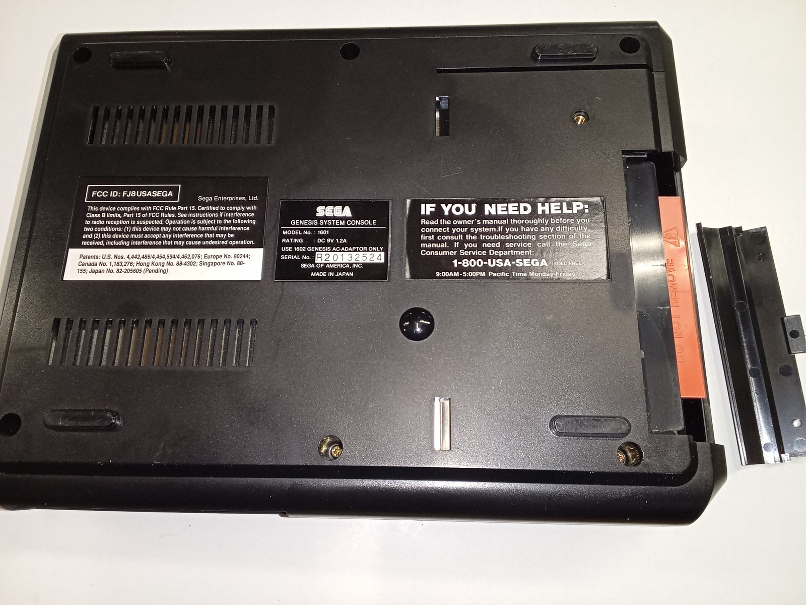Sega Genesis Model 1 Console MK-1601 & Controller Bundle – UNTESTED As-Is