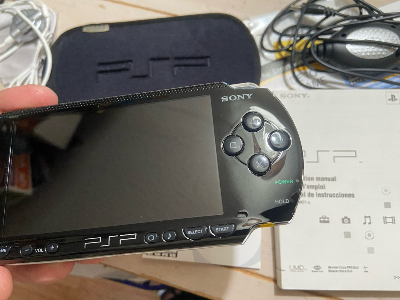 Sony PSP 1001 Console System W/ Box & Paperwork Etc NEW BATTERY Adult Owned