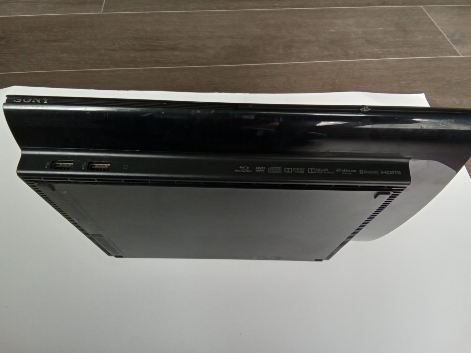 PS3 Super Slim 250GB CECH-4201B, Power Cable, AV Cable, 2 3rd Party Controllers