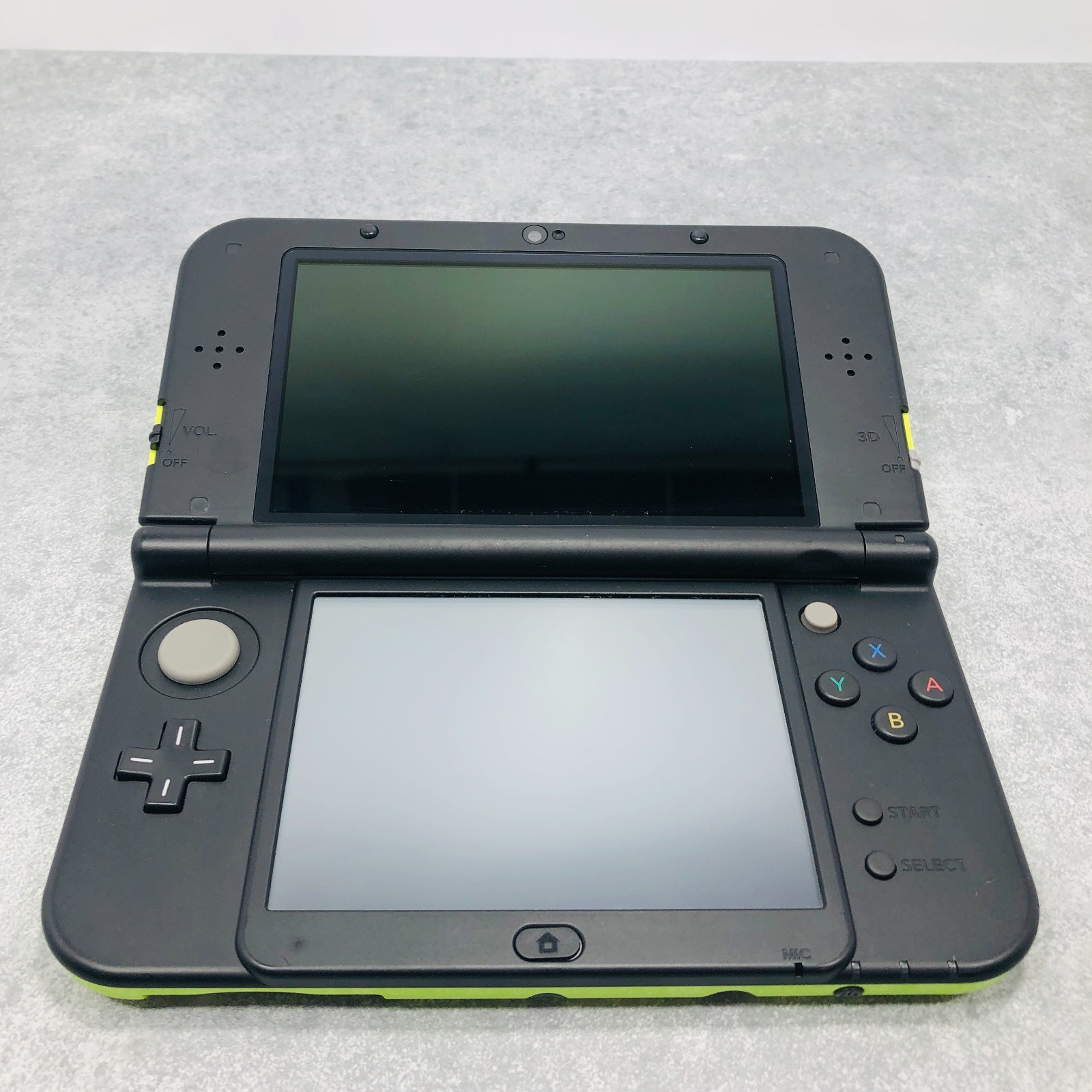 [EX+5] Nintendo new 3DS LL XL Lime Green Black Console & AC Adapter 06-106
