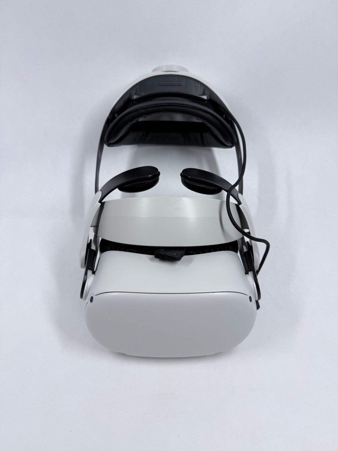 Meta Quest 2 128GB Standalone All-in-One VR Headset KW49CM