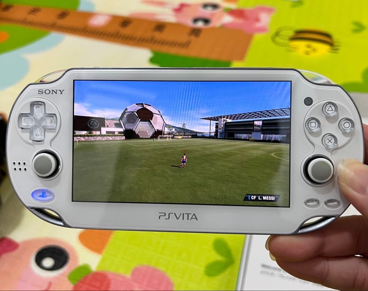 Excellent PS Vita PCH-1100 Sony Playstation complete Set Console White