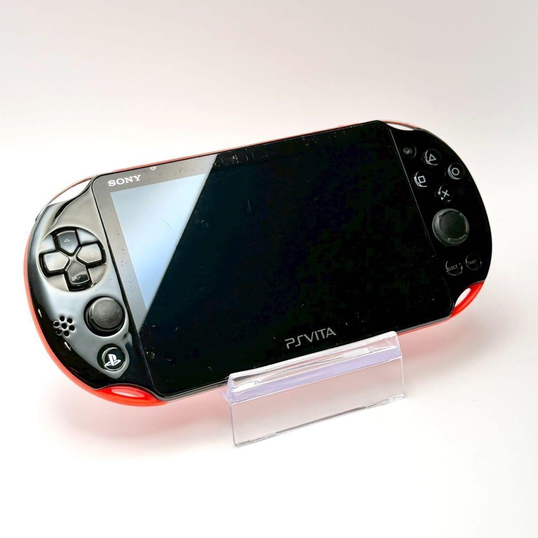 sony PSVITA PCH 2000 Console with 16GB and many accessories