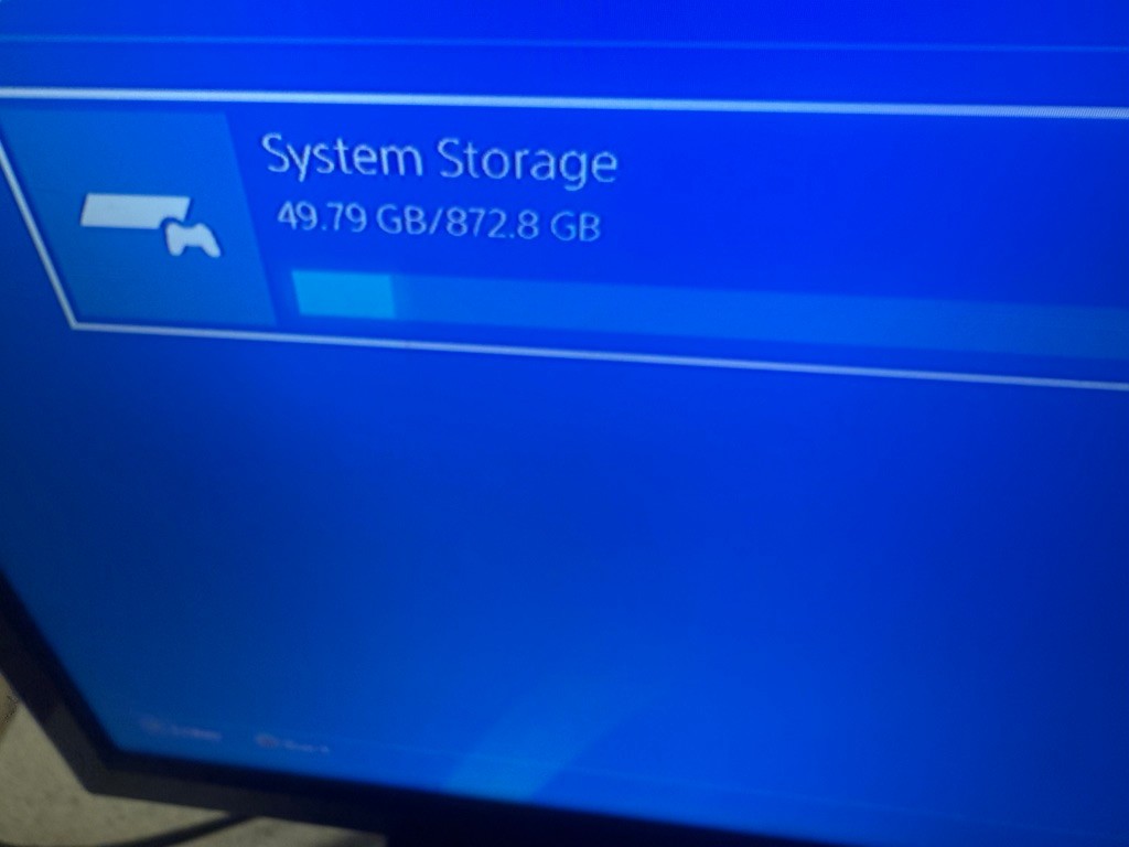 Sony PS4 Slim 1TB Console Bundle (4 Games, 1 Controller) TESTED & WORKS. CLEAN