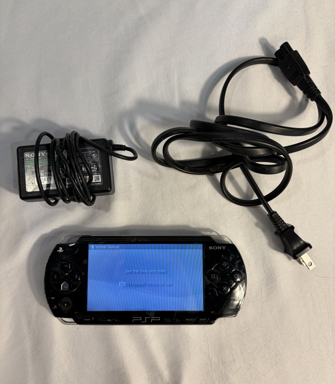 Sony PSP-1001 Black Handheld Console With Charger Tested Works Read!