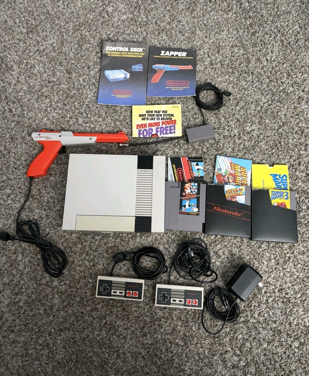 Nintendo NES Console Bundle Super Mario Bros 1 2 3 Zapper 2 Controllers Tested
