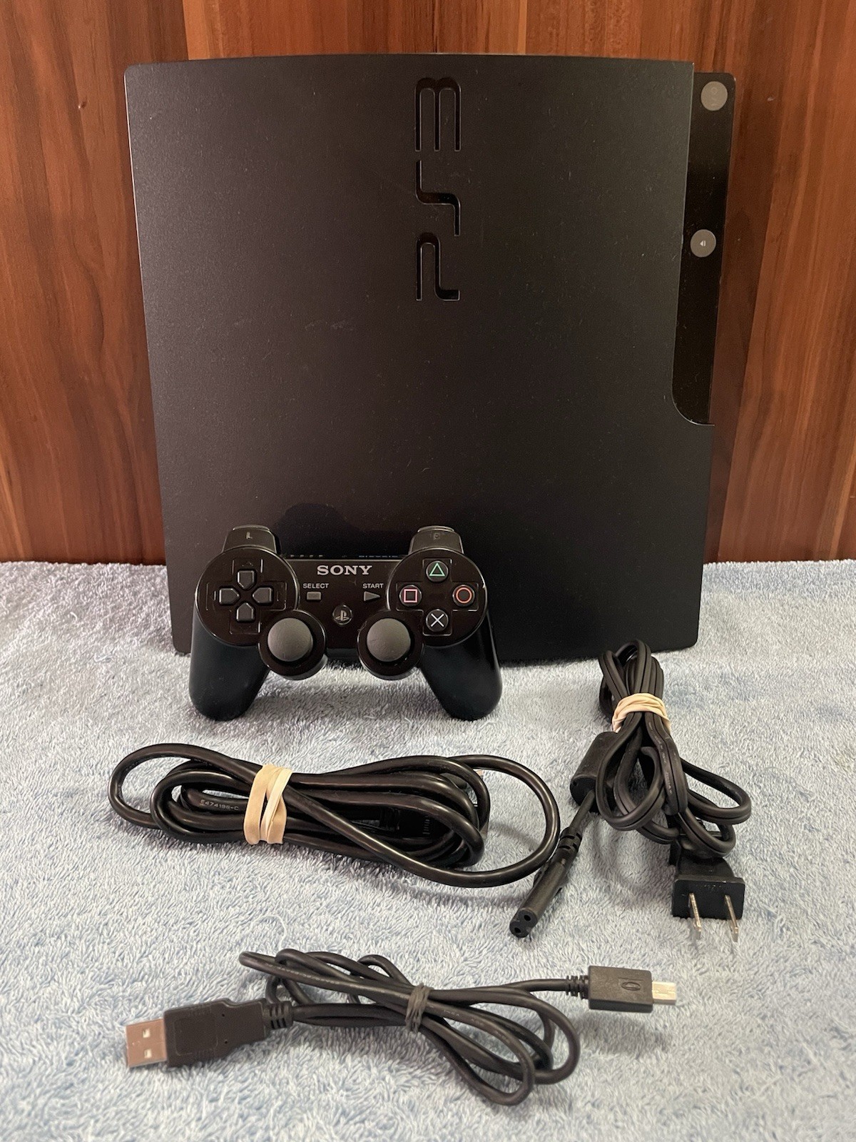 Sony PlayStation 3 Slim PS3 Console 80GB Gaming System CECH-2001B w/ Controller