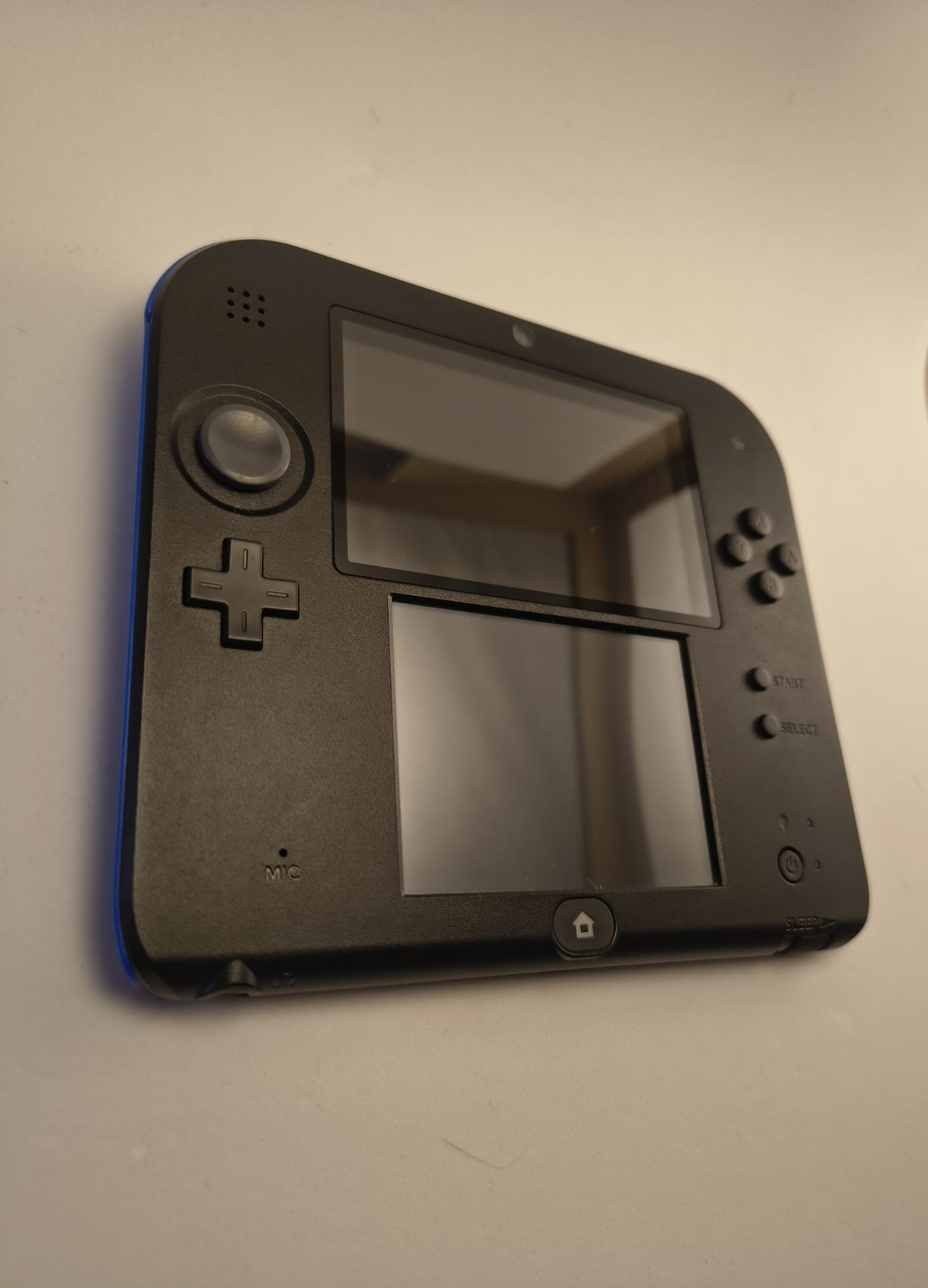 Nintendo 2DS FTR-001 Black & Blue Working & COMPLETE 4GB SD Great Condition